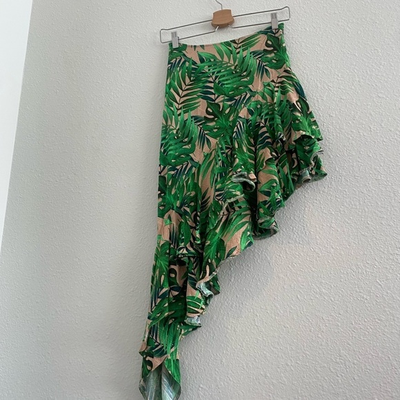 🌴 River Island Green Tropical Satin Skirt | Asymmetrical Ruffle Midi - Picture 6 of 10